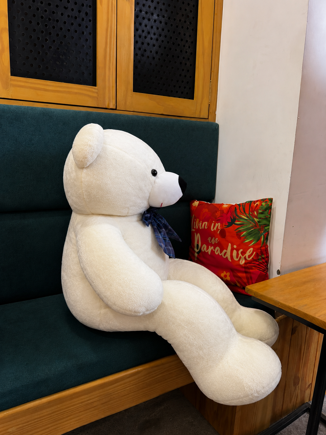 The Winter Charm Bear (3.6 ft)